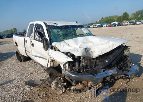 2005 GMC Sierra 2500Hd Slt from USA, damaged, VIN 1GTHK232X5F943779